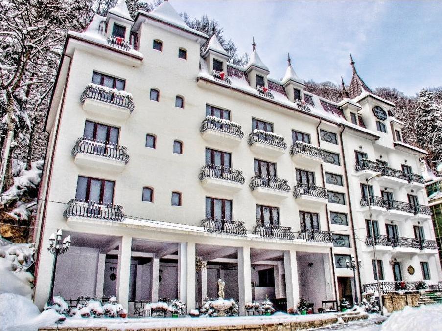 Hotel Coroana Moldovei Slanic Moldova Luaran gambar